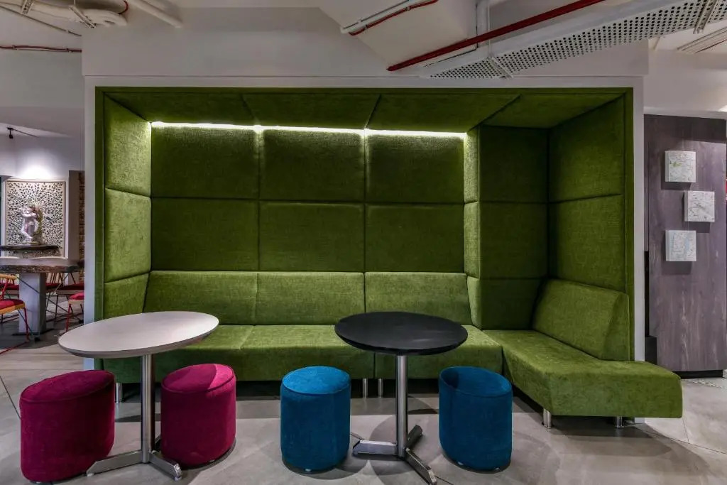 Indie Stays, BKC