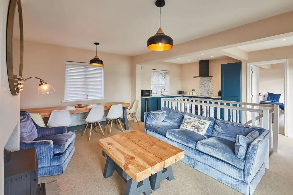 Host & Stay - Watch House