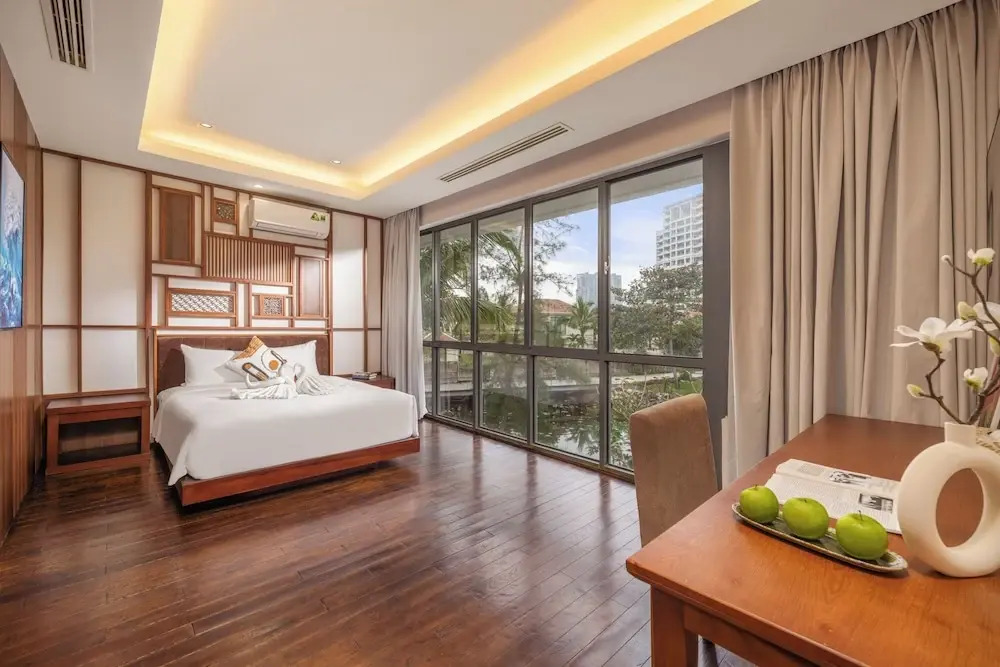 Ocean Villa Da Nang 4BR 5 Beds, Private Pool and Kitchen