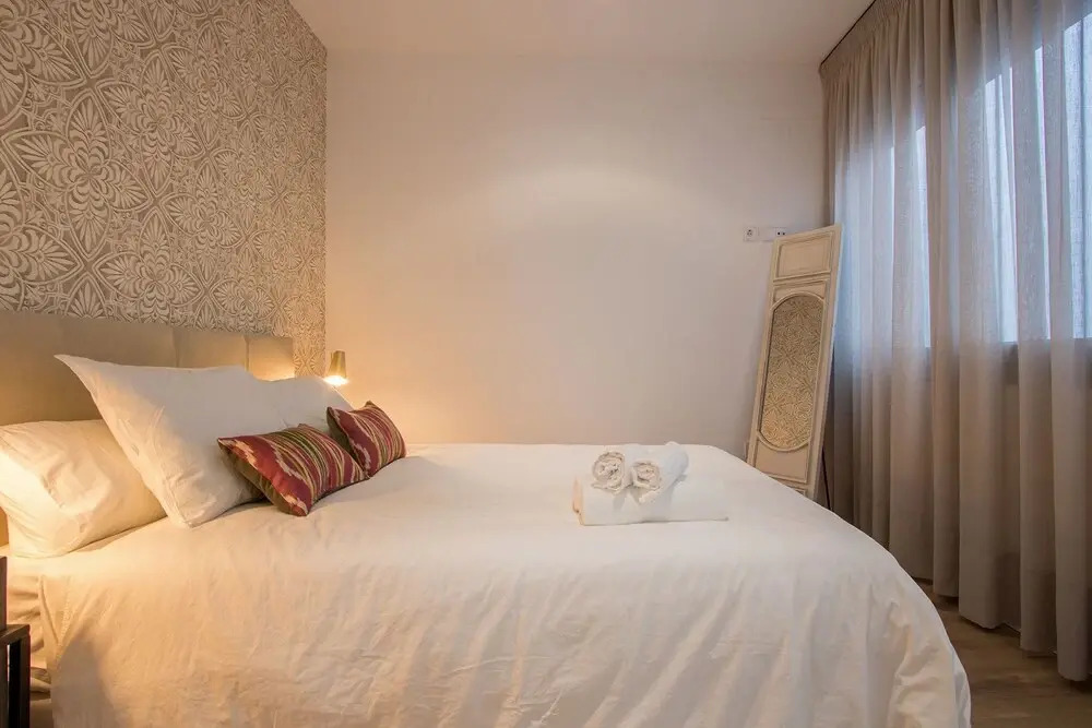 Armenta Juderia Suite by Valcambre