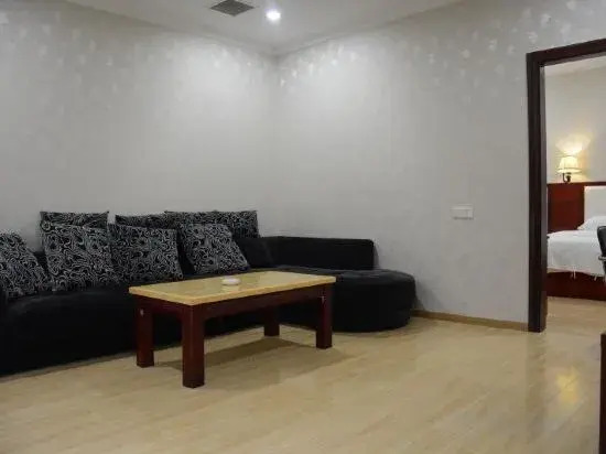 Junrun Hotel