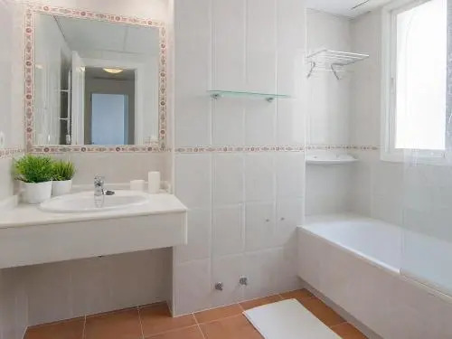 Apartment Lorcrisur by Interhome