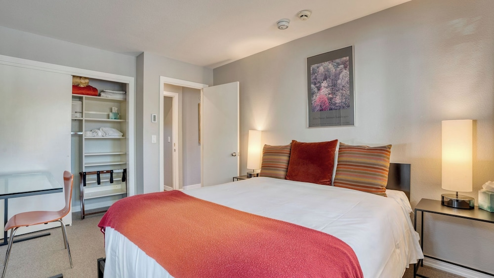 Lulu City 5B by Avantstay Across From Lift #7 10-minute Walk to Downtown