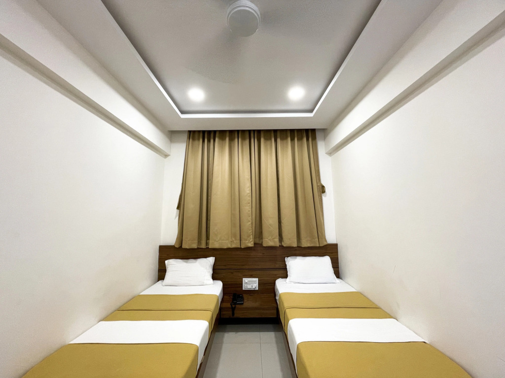 StayGuru Hari Om Residency