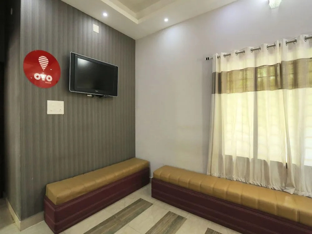 OYO 9659 Hotel RR Grand