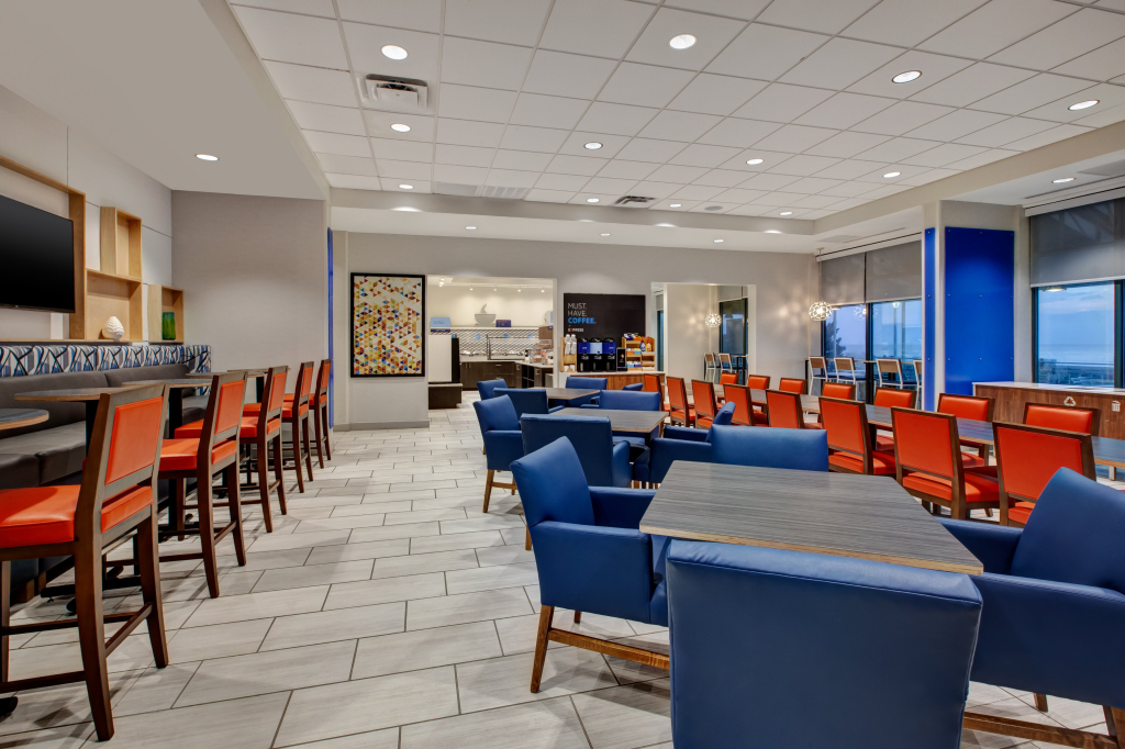 Holiday Inn Express & Suites VA Beach Oceanfront by IHG