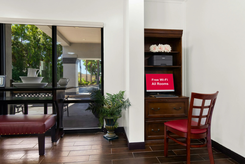 Red Roof Inn Kingsland