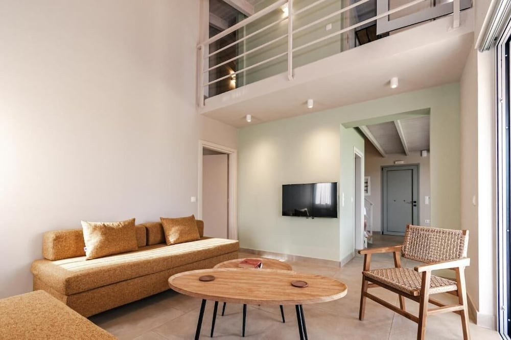 Helichrysum Lofts