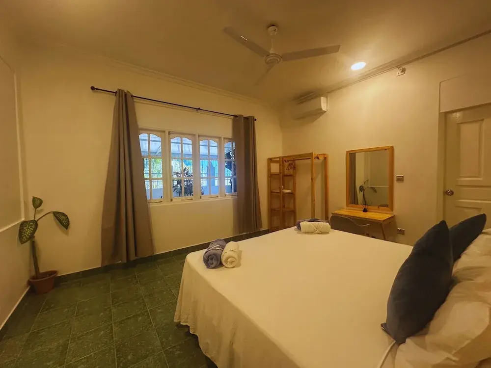 Bahaaru Villa Surf and Stay