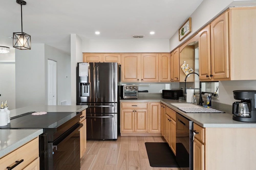 Luxury House - Sleeps 8 Golf Disney Family Fun