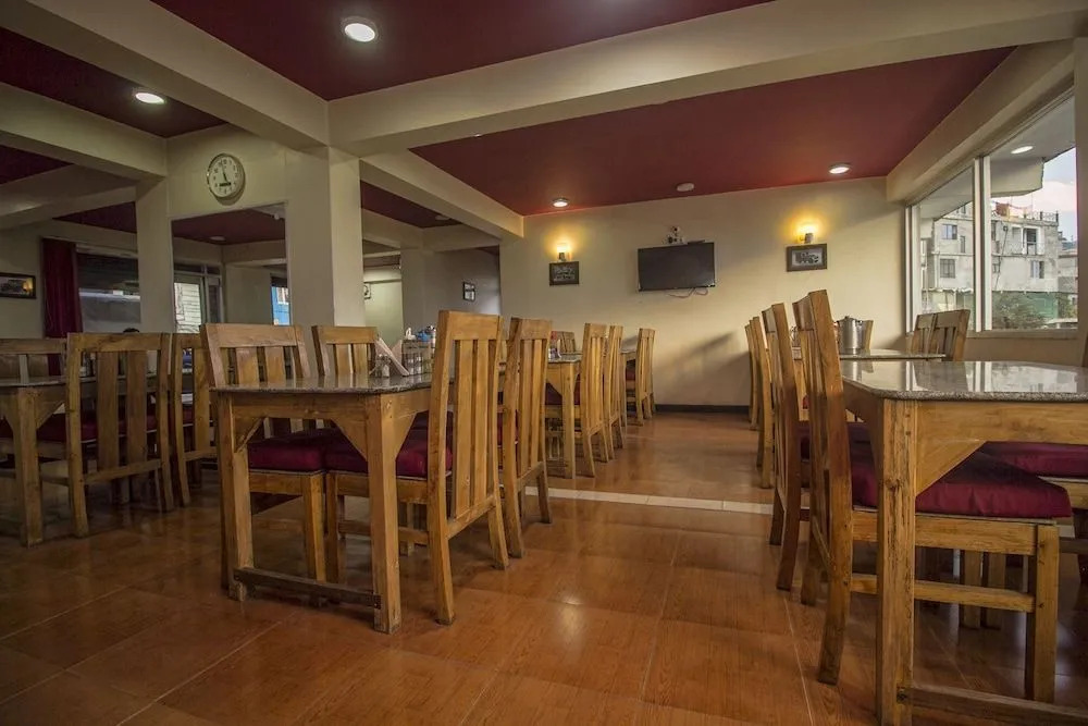 OYO 18536 Batasia Guest House