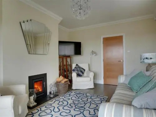 Holiday Home Pasain bury