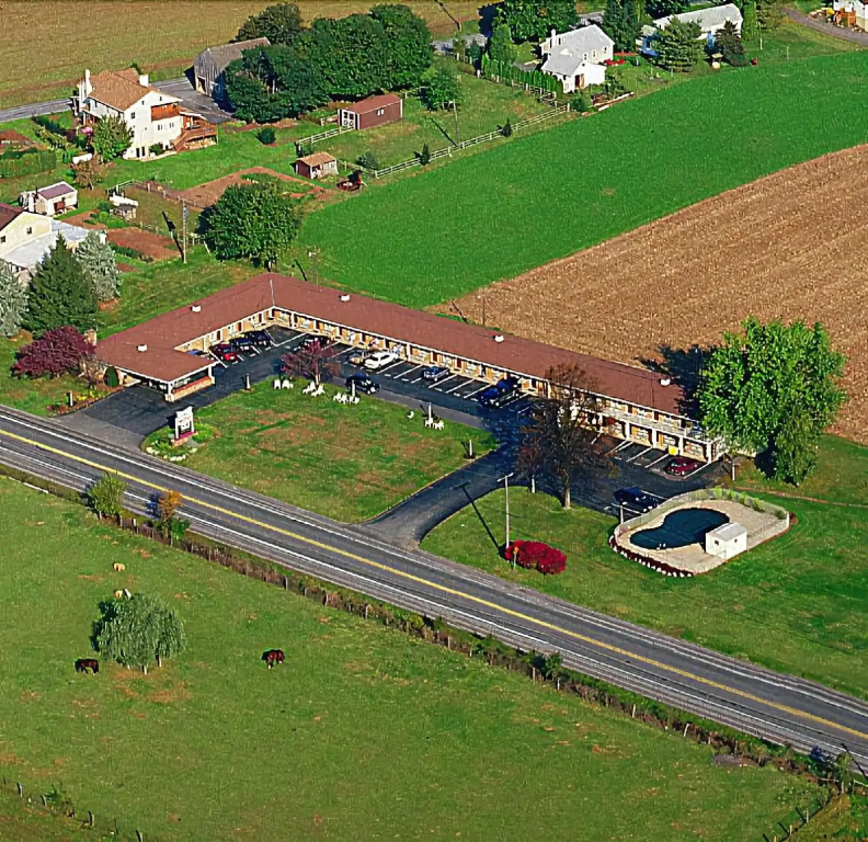 Amish Country Motel