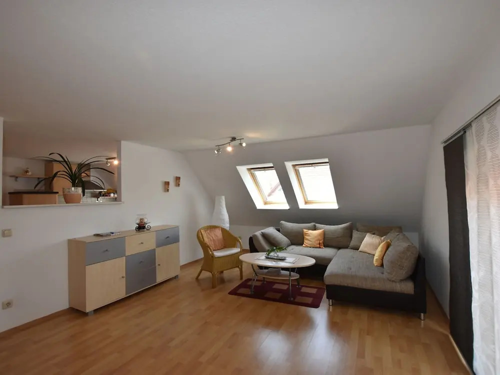 Bright Apartment in Blowatz Near the Sea Beach