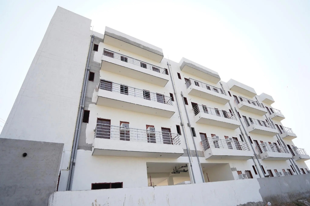 Hotel Dakshit Inn by OYO Rooms