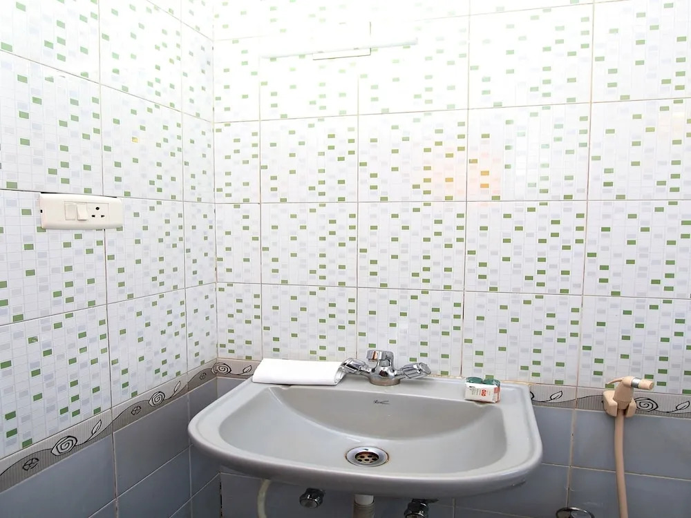 OYO 8855 Orchid Inn