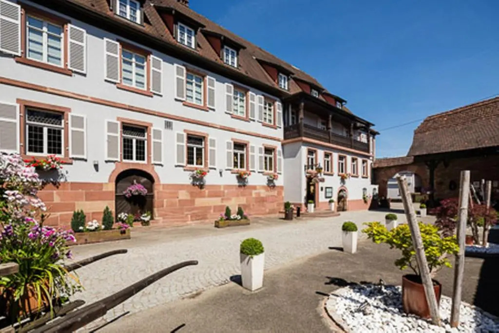 Lauberge Du Cheval Blanc et Spa