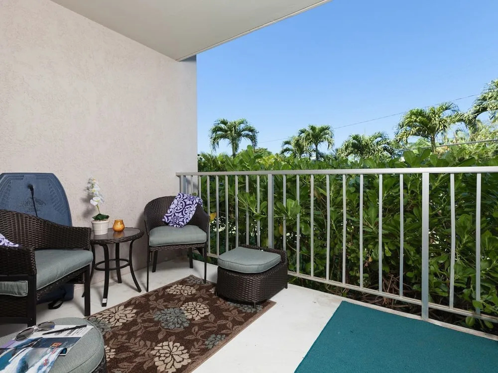 Puako Beach 109 - 3 Br condo by RedAwning