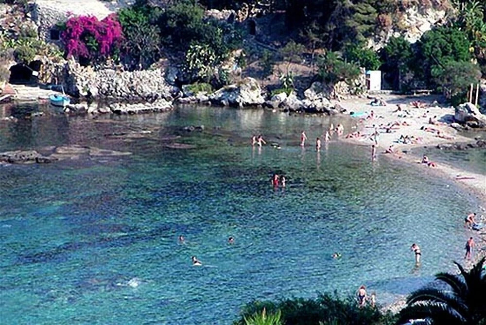 Cozy Studio Apartment Between Giardini Naxos and Taormina