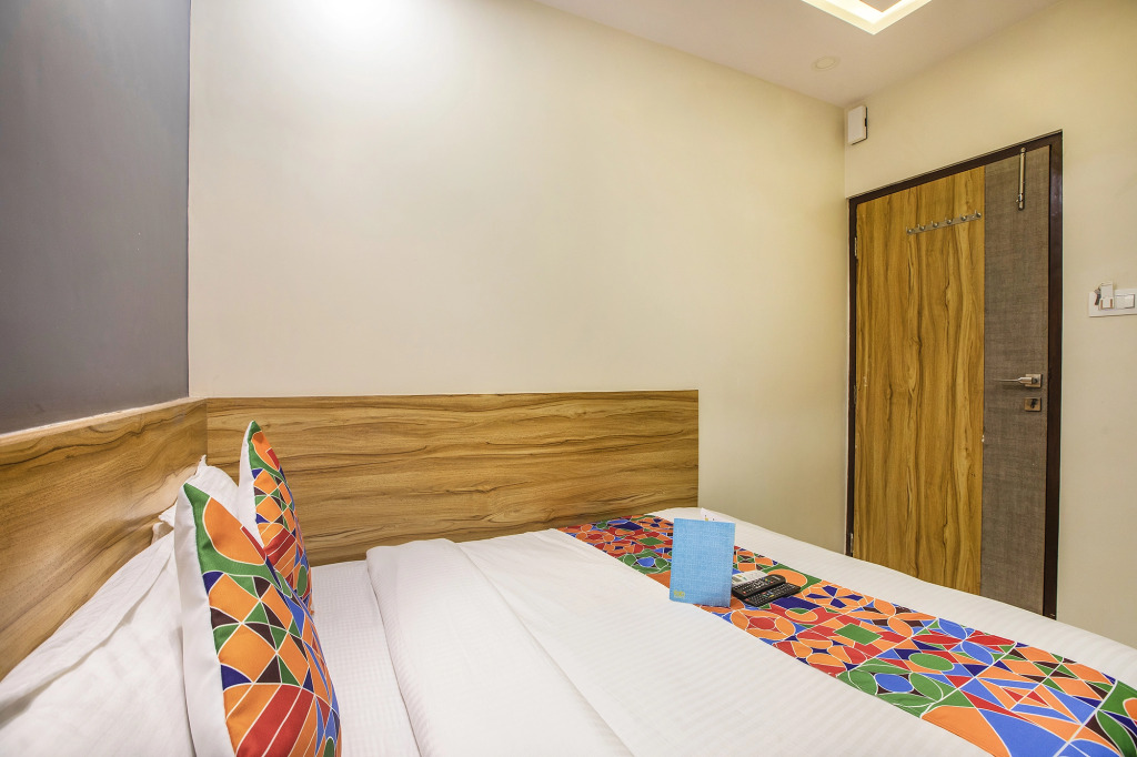 FabHotel Marol Metro