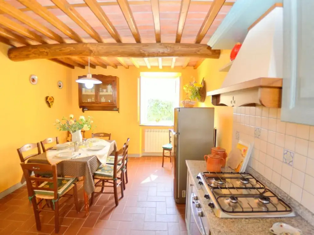Holiday Home in Pescaglia Near Tuscan Vineyards
