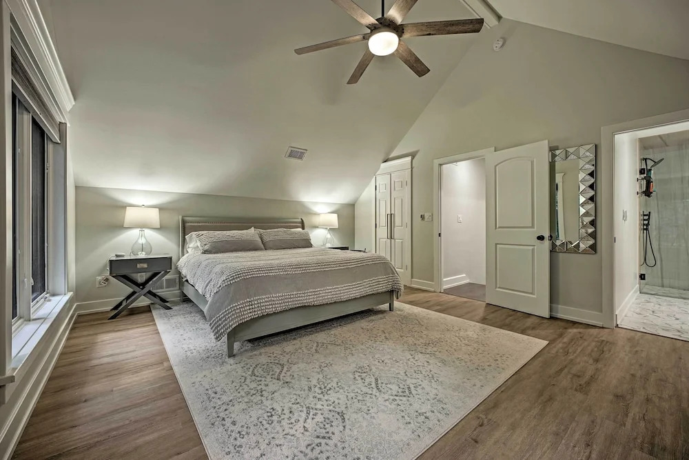 Luxury Family Home w/ Deck, Swim Spa & Grill!