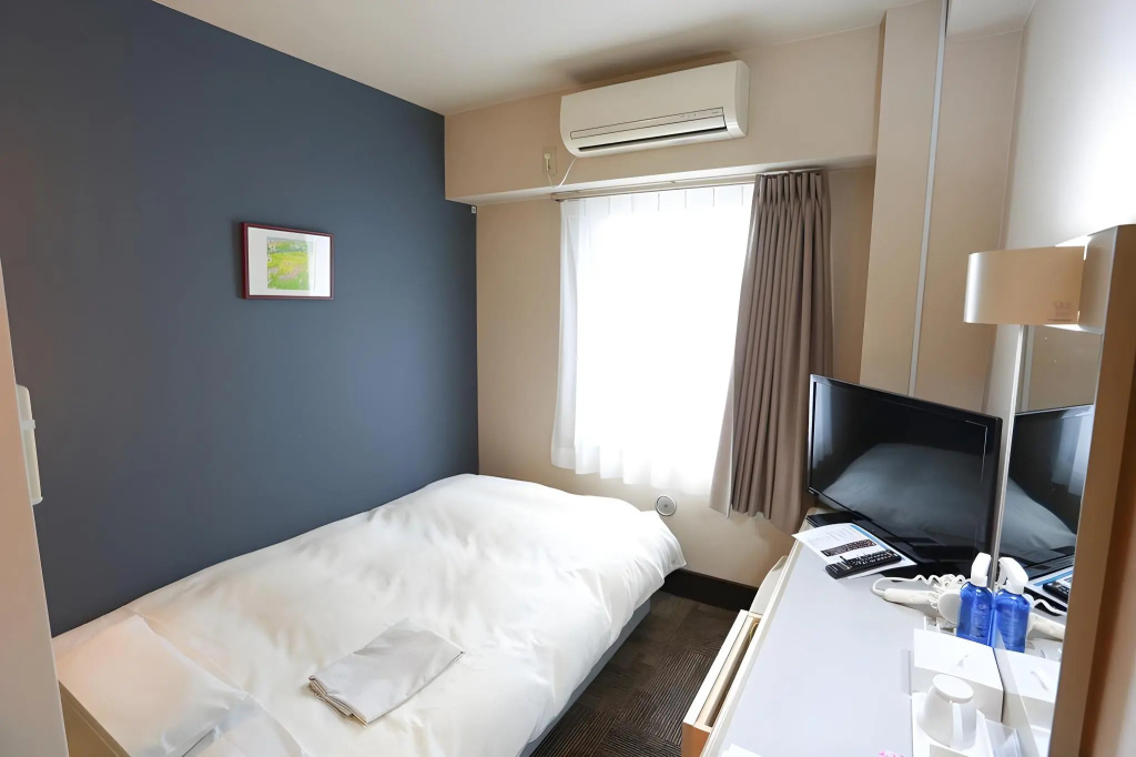 Kenchomae Hotel Abis Matsuyama