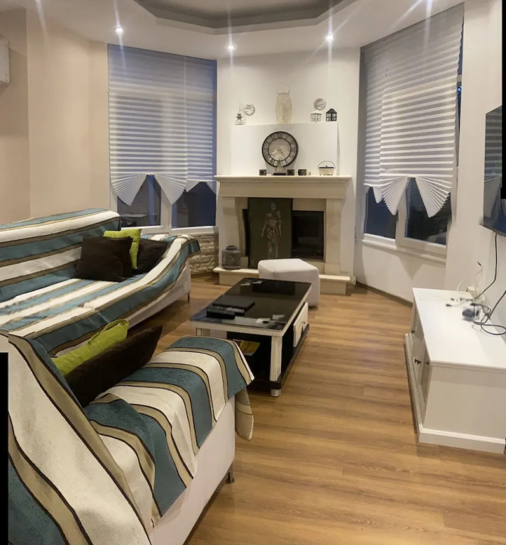 Durres 2-beds, Garden, Parking, 100m to Beach