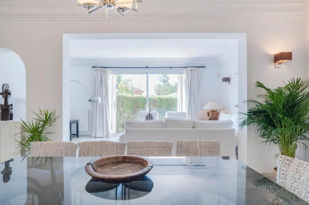 Charming 4bedroom Villa in Los Monteros Beach