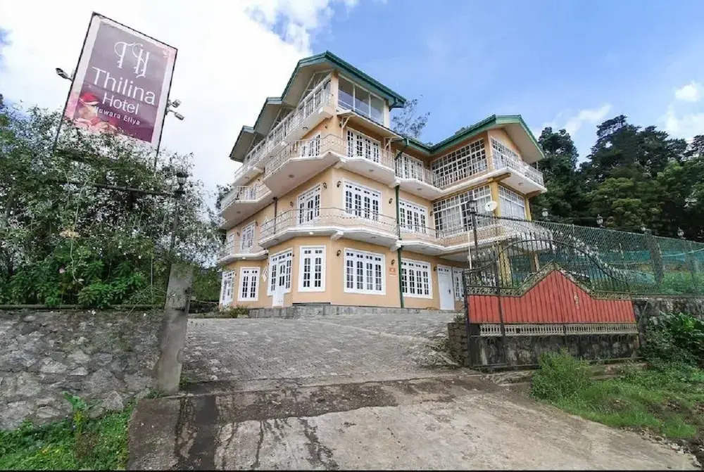 OYO 529 Thilina Hotel & Restaurant
