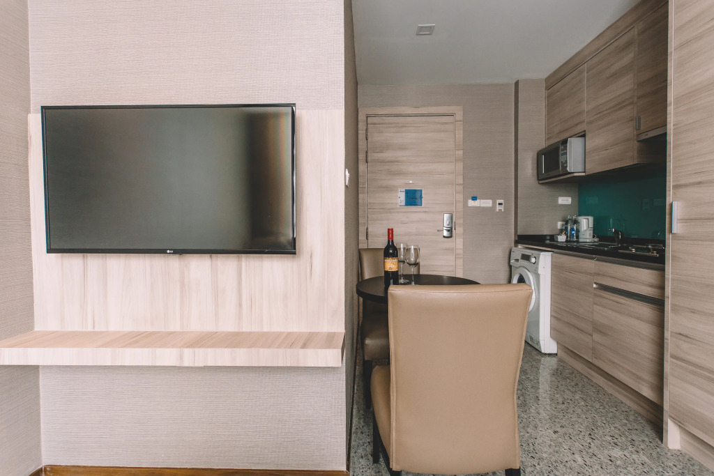 Adelphi Suites Bangkok