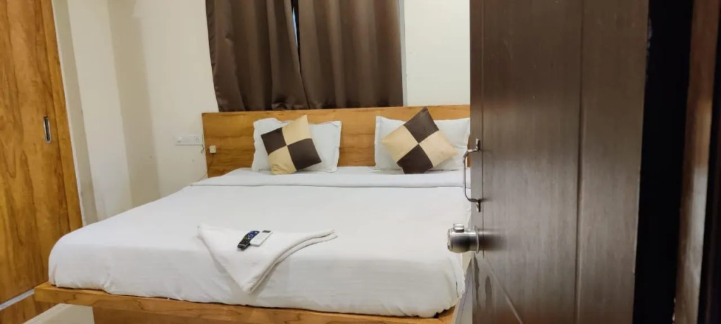 iROOMZ P Homes