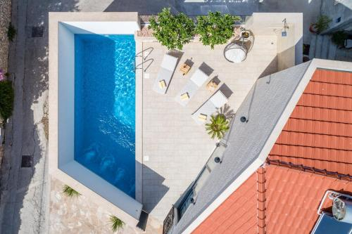 Villa Stone Pearl