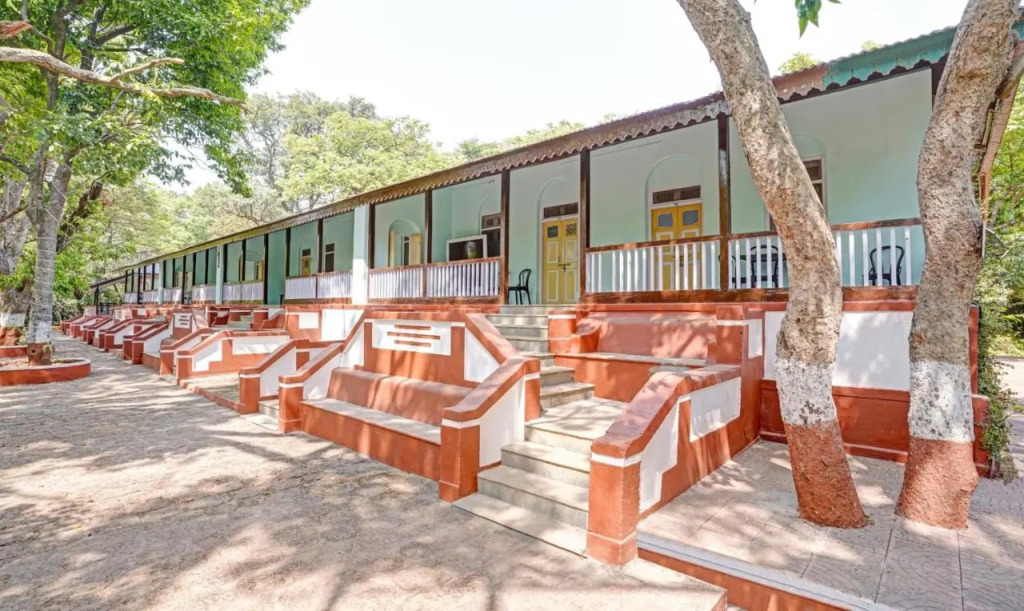 Treebo Cecil Resort Matheran