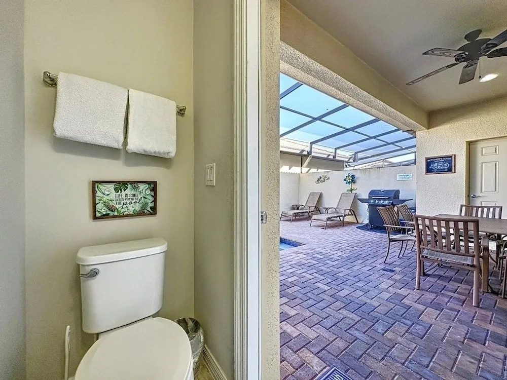 Windsor-5 Bed W/splashpool-3801ww 5 Bedroom Townhouse by RedAwning