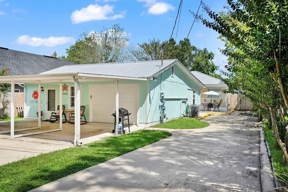 Just North of Historic St Aug Patio Garage BBQ