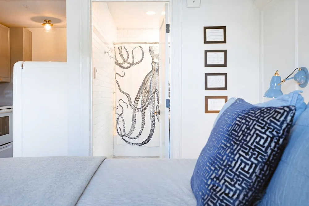 GREAT ISLAND INN - A Modern Boutique Hotel