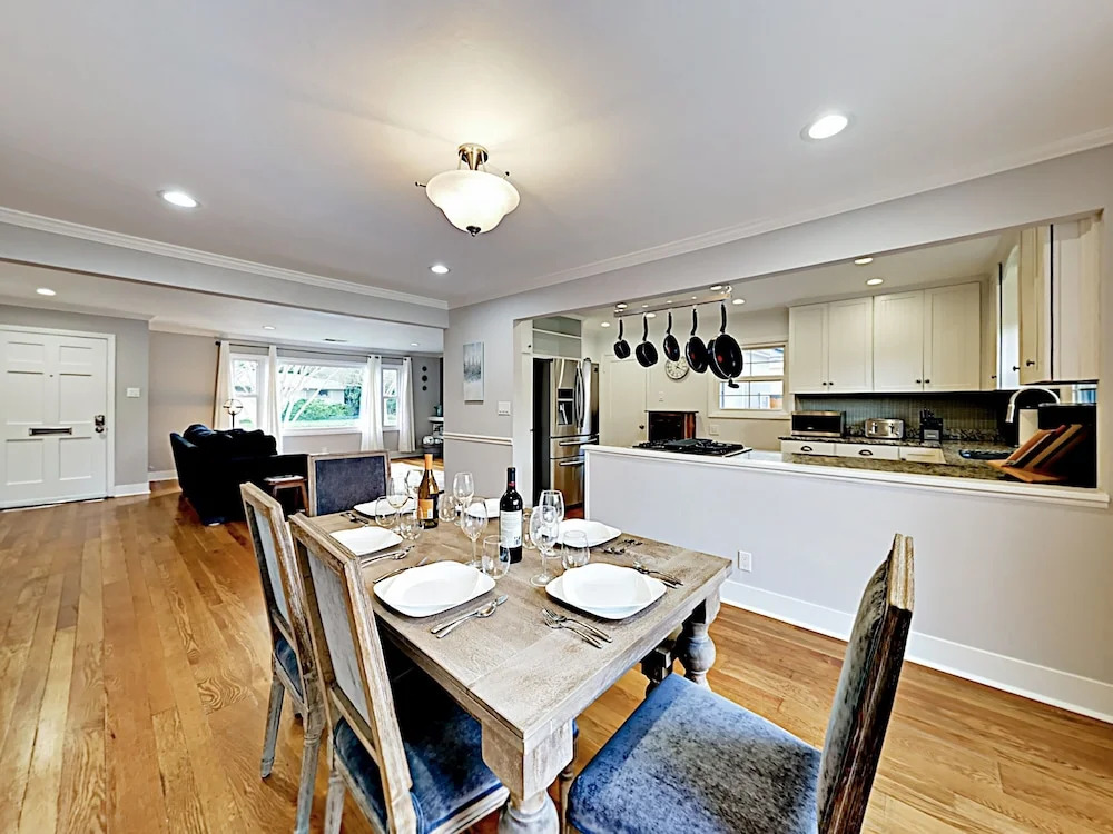 1665 James - 2 Br Home
