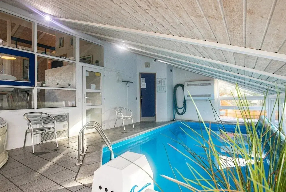 9 person holiday home in Saltum