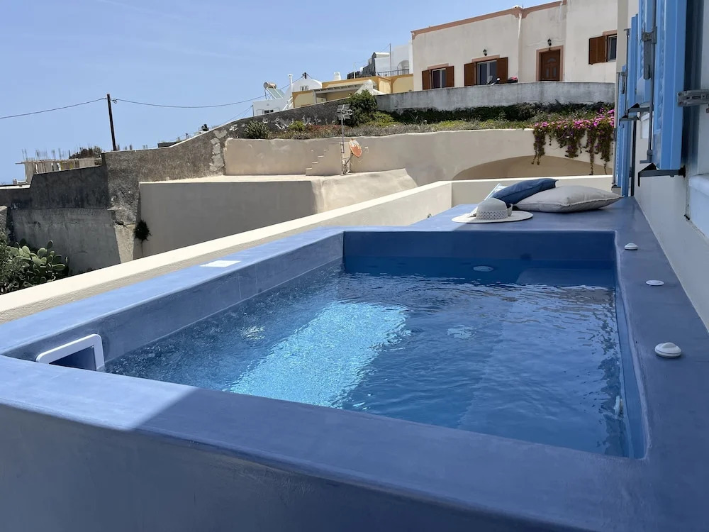 Flora's House