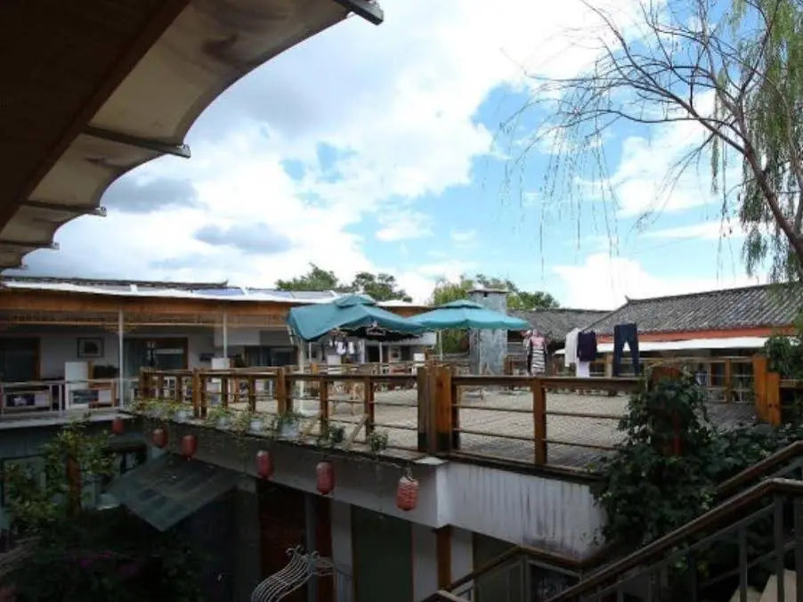 Lijiang Noble Visual Century Inn