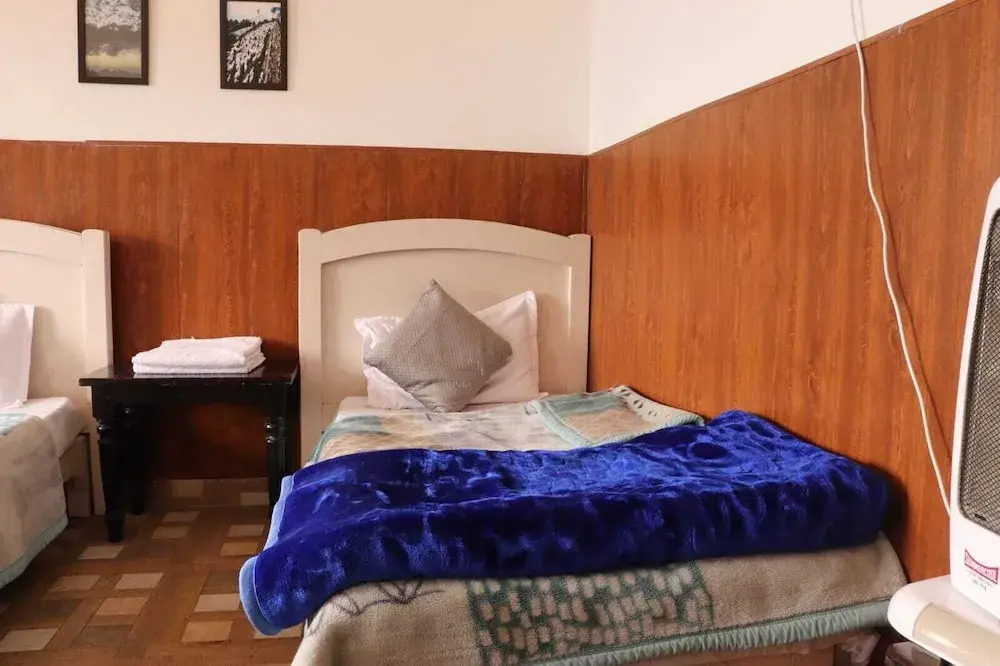 Deodar Cottage | Scenic View, next to nature!
