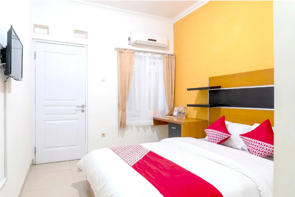 OYO 617 Sukaraja Residence Syariah