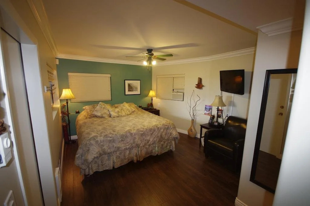 The Fraser Rivers Edge B&B Lodge