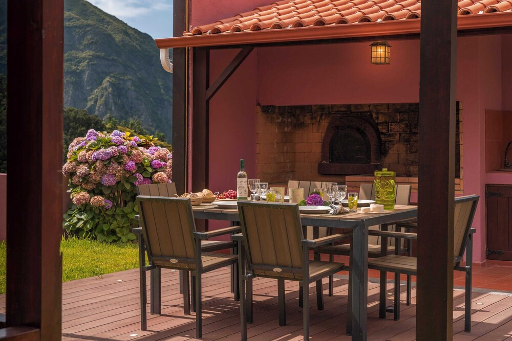 In the Countryside, With Barbecue, Casa do Rosário