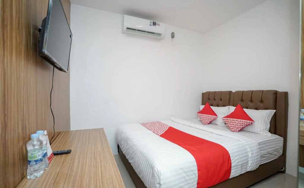 Lawang 15 Syariah by Oyo Rooms