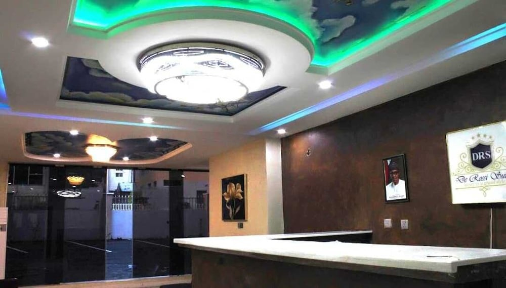 De-Rossi Hotel And Suites