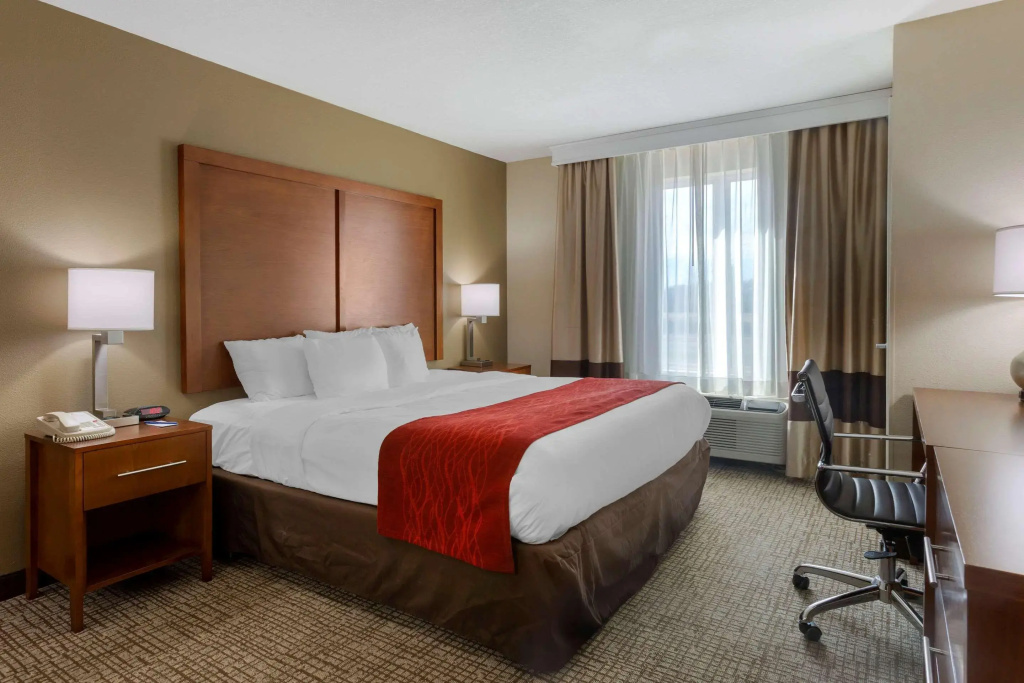 Springplace Inn & Suites
