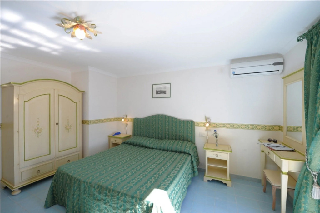 Hotel Torre Saracena