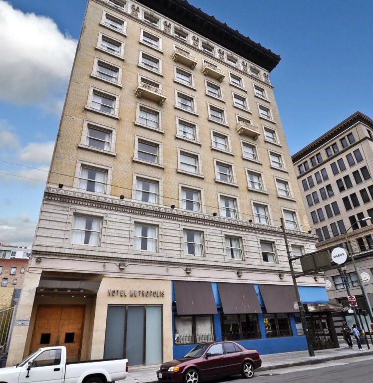 Hotel Metropolis